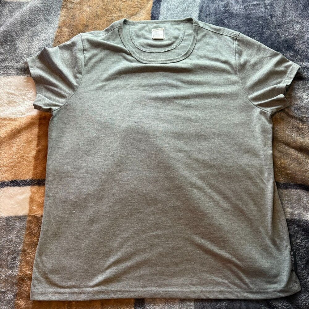 The North Face Shirt Womens XL Gray Short Sleeve Crew Neck Loose T Shirt